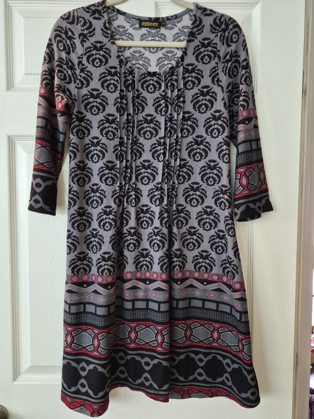 Reborn Grey and Pink Patterned Knit Midi Dress